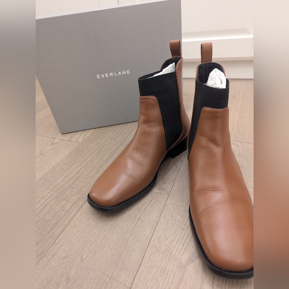 Everlane The Square Toe Chelsea Boot in Peanut Size 6 - Picture 2 of 8